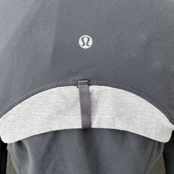 LULULEMON Define Full Zip Jacket Coal Gray Wee Stripe Sz 6 - Picture 10 of 12
